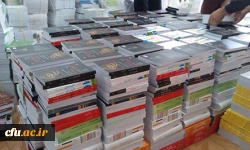 معاونت پژوهش و فناوری اعلام کرد:

به زودی، کتاب های خریداری شده برای تجهیز کتابخانه های پردیس ها و مراکز آموزش عالی ارسال می شود 2