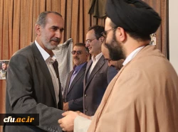 به پاس هشت سال ایثارگری و زنده نگه داشتن نام و یاد شهدا: 

آیین بزرگداشت هفته ِ دفاع مقدس، در سازمان مرکزی دانشگاه فرهنگیان برگزار شد 4