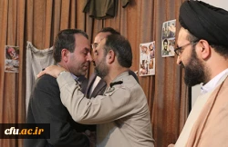 به پاس هشت سال ایثارگری و زنده نگه داشتن نام و یاد شهدا: 

آیین بزرگداشت هفته ِ دفاع مقدس، در سازمان مرکزی دانشگاه فرهنگیان برگزار شد 5