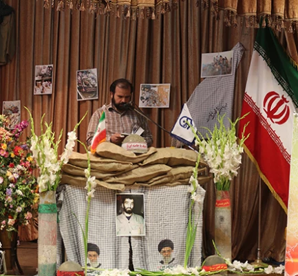 به پاس هشت سال ایثارگری و زنده نگه داشتن نام و یاد شهدا: 

آیین بزرگداشت هفته ِ دفاع مقدس، در سازمان مرکزی دانشگاه فرهنگیان برگزار شد 11