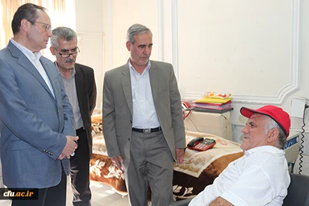 در اولین روز از هفته ی دفاع مقدس، انجام شد:

دیدار سرپرست و مسؤولان دانشگاه فرهنگیان از جانبازان آسایشگاه ثارالله 11