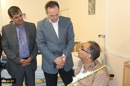 در اولین روز از هفته ی دفاع مقدس، انجام شد:

دیدار سرپرست و مسؤولان دانشگاه فرهنگیان از جانبازان آسایشگاه ثارالله 15