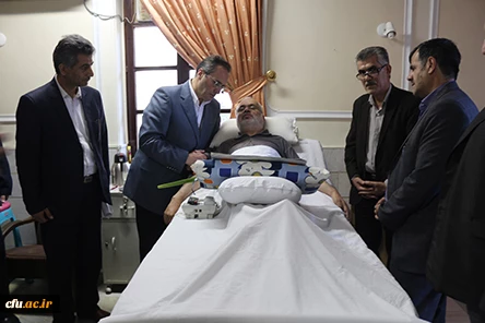 در اولین روز از هفته ی دفاع مقدس، انجام شد:

دیدار سرپرست و مسؤولان دانشگاه فرهنگیان از جانبازان آسایشگاه ثارالله 21