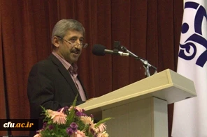 دکتر کیانی : توجه بیشتر به امر پژوهش در بین دانشجو معلمان، مشارکت آنان در مسایل مدیریتی پردیس ها و برون سپاری برخی مسائل رفاهی 2