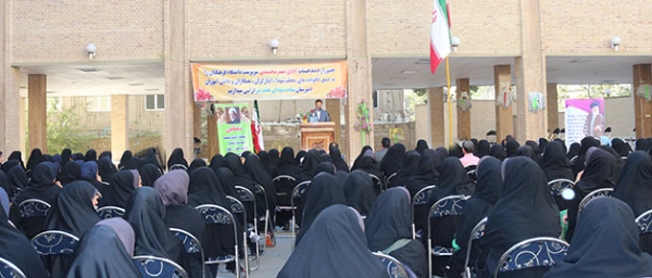 دکتر مهرمحمدی در مراسم بازگشایی دبیرستان شاهد هفتم تیر، خطاب به دانش آموزان:

در انتخاب دانشگاه خود به دانشگاه فرهنگیان نیز توجه ی ویژه داشته باشید 2