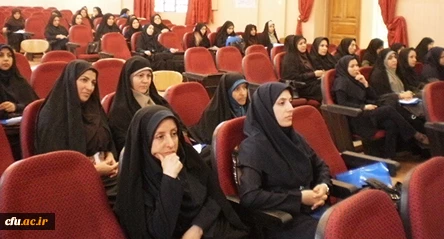 کارگاه آموزشی جنگ رسانه ای و ماهواره به همت سازمان بسیج اساتید استان فارس (واحد خواهران) در دانشگاه فرهنگیان پردیس شهید باهنر برگزار گردید. 3