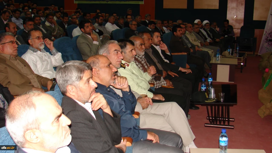 نشست تخصصی دفاع مقدس