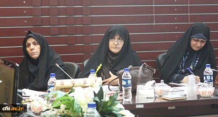 به همت معاونت آموزش و تحصیلات تکمیلی دانشگاه و با حضور دکتر زهرا بازرگان  برگزار شد:

کارگاه آموزشی ارتقای کیفیت آموزش و پرورش در مدرسه 4