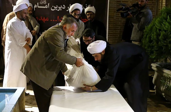 مراسم غسل و تکفین