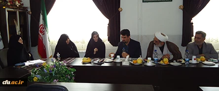 در راستای تاکیدات دکتر مهر محمدی و پیگیری مصوبات حضور وی، در استان قم صورت گرفت:

بازدید مدیر کل تربیت بدنی دانشگاه از پردیس ها و مراکز آموزش عالی این استان 2