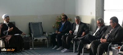 در دیدار مسئولان پردیس شهیدان پاکنژاد یزد، با آیت الله اعرافی، امام جمعه میبد و عضو شورای عالی انقلاب فرهنگی، مطرح شد:

ضرورت همکاری و پیوند جامعه المصطفی و دانشگاه فرهنگیان