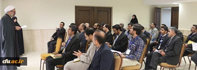 در کارگاههای آموزشی 