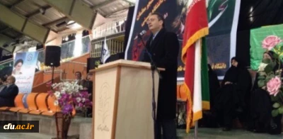 با حضور دکتر مهر محمدی،  به مناسبت روز دانشجو و  به میزبانی پردیس حضرت صدیقه طاهره(س) مازندران برگزار شد:

همایش بزرگ دانشجو معلمان، سفیران دانشگاه حسینی