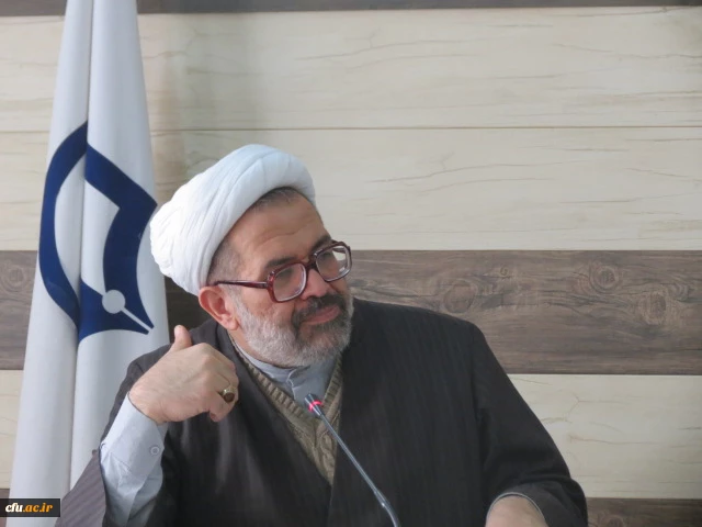 در آینده نزدیک پژوهشکده تعلیم و تربیت اسلامی با حضور دکتر مهرمحمدی سرپرست دانشگاه فرهنگیان در قم افتتاح می شود.
 3