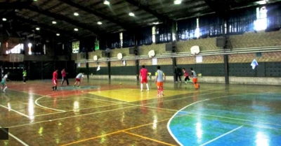 مسابقات فوتسال در پردیس حکیم فردوسی البرز برگزار شد.