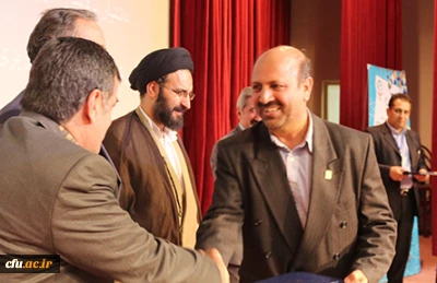 تقدیر از مدرسان پیشکسوت برگزیده و مدرسان نمونه دانشگاه فرهنگیان