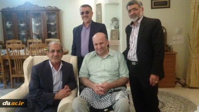 همزمان با روز جانباز و سالروز آزادسازی خرمشهر انجام شد:

دیدار جمعی از مسئولان دانشگاه فرهنگیان از مدرس جانباز دکتر مرادی