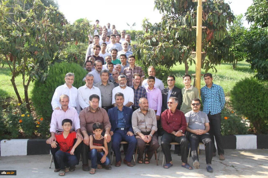 اداره کل شاهد و امور ایثارگران برگزار میکند:

برگزاری دومین دوره سیاحتی برای 88 خانواده جانباز دانشگاه فرهنگیان 4