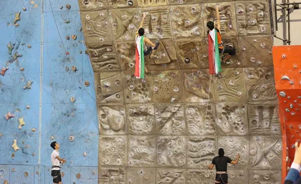 با حضور دکتر مهرمحمدی در زنجان برگزار شد:

آیین افتتاحیه بیست و دومین المپیاد ورزرشی دانشجومعلمان  دانشگاه فرهنگیان 8