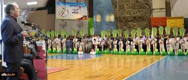 دکتر مهرمحمدی در افتتاحیه المپیاد ورزرشی دانشجومعلمان دانشگاه در زنجان:

همپوشانی ساحت تربیت بدنی با تربیت دینی و اخلاقی، اهمیت آن را مضاعف میکند 2