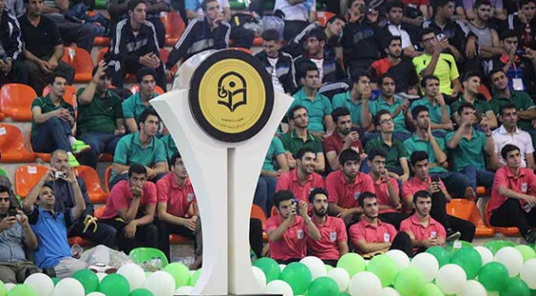 دکتر مهرمحمدی در افتتاحیه المپیاد ورزرشی دانشجومعلمان دانشگاه در زنجان:

همپوشانی ساحت تربیت بدنی با تربیت دینی و اخلاقی، اهمیت آن را مضاعف میکند 11