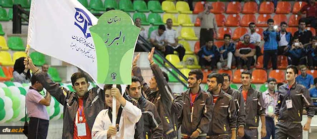 دکتر مهرمحمدی در افتتاحیه المپیاد ورزرشی دانشجومعلمان دانشگاه در زنجان:

همپوشانی ساحت تربیت بدنی با تربیت دینی و اخلاقی، اهمیت آن را مضاعف میکند 22