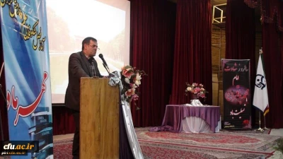 در گفتگو با دکتر ساکی معاون پژوهش و فناوری دانشگاه مطرح شد :
مهمترین برنامه های پژوهشی در دست انجام