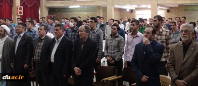 دکتر ساکی، معاون پژوهشی دانشگاه در مراسم آغاز سال تحصیلی اصفهان:

نقش معلم هدایت دانش آموزان برای نیل به تکامل انسانی است