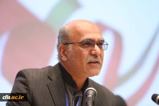 روسای دانشگاه ها می توانند :
از شرایط پسابرجام در جهت بین المللی سازی دانشگاه ها استفاده کنند.