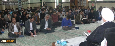 آیت ا.. ناصری در جمع دانشجومعلمان پردیس های استانی یزد :

کسانی که می خواهند زمام تربیتی انسان ها را بر عهده بگیرند، باید ابتدا به تربیت و تزکیه نفس خود بپردازند