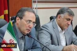 دکتر مهرمحمدی در جمع معاونان توسعه منابع و امور دانشجویی پردیس ها:

اجرای ساختار استانی؛ پیچ تند دانشگاه فرهنگیان 4