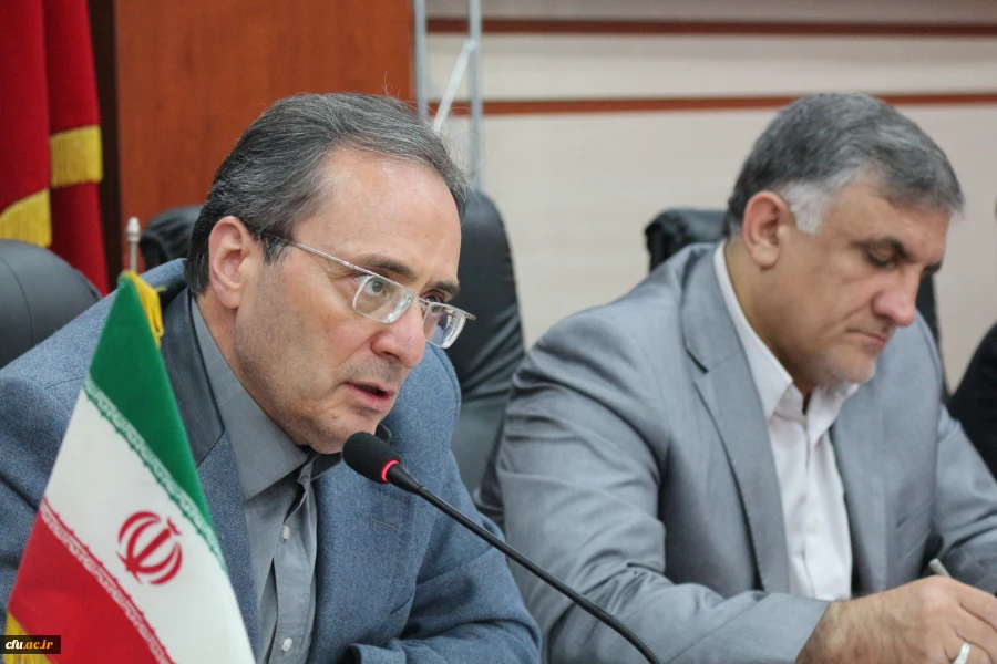 دکتر مهرمحمدی در جمع معاونان توسعه منابع و امور دانشجویی پردیس ها:

اجرای ساختار استانی؛ پیچ تند دانشگاه فرهنگیان 4