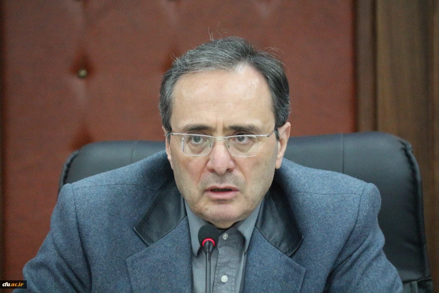 دکتر مهرمحمدی در جمع معاونان توسعه منابع و امور دانشجویی پردیس ها:

اجرای ساختار استانی؛ پیچ تند دانشگاه فرهنگیان 3