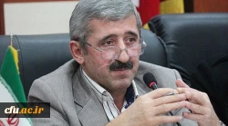 دکتر کیانی :
معاونان توسعه منابع و دانشجویی در صف نخست خدمت دهی به مدیران، کارکنان و دانشجو معلمان هستند. 2