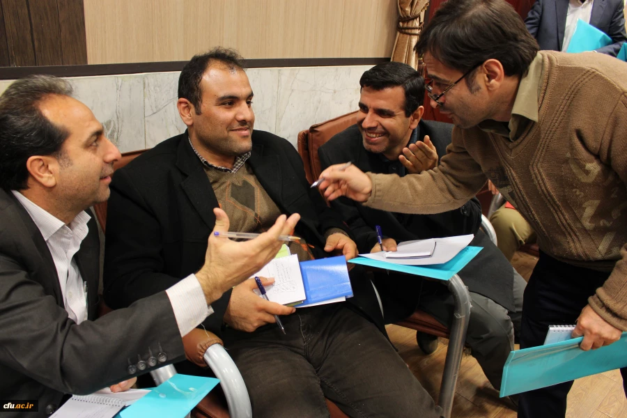 با حضور نیروهای سازمان مرکزی برگزار شد؛

اولین جلسه فرصت بالندگی حرفه ای «مدیریت رفتار در سازمان» 4