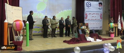 معاون پژوهش و فناوری دانشگاه در همایش  استانی هفته پژوهش پردیس های همدان :

جامعه دانایی محور بطور واقعی در گرو تربیت معلم پژوهش محور است