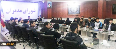 دکتر ساکی در نمایشگاه هفته پژوهش:

جامعه دانایی محور با تکیه بر تربیت معلم پژوهش محور محقق می شود