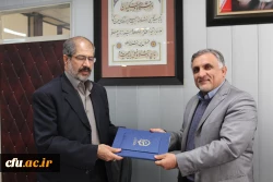 کمیسیون موارد خاص  و تقدیر از نماینده وزارت علوم تحقیقات و فن آوری 9