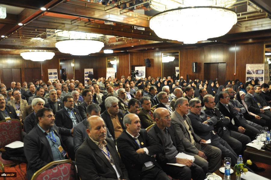 گزارش تصویری از نخستین اجلاس سراسری استادان دانشگاه فرهنگیان 7