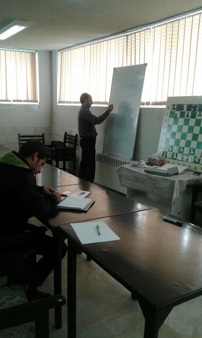 برگزاری مسابقات، کلاس های آموزشی
به مناسبت روز دانشجو و هفته پژوهش در پردیس شهید بهشتی استان زنجان 2