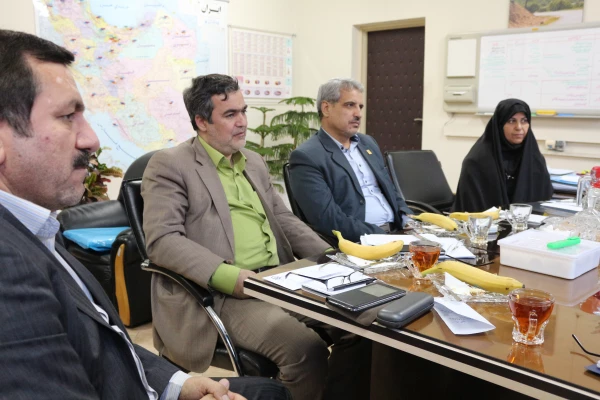 جلسه شورای فنی و عمرانی دانشگاه با معاون فنی و عمرانی شهرداری منطقه 2
