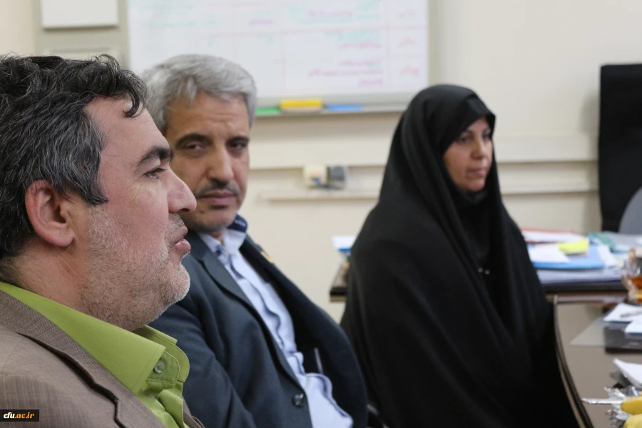 جلسه شورای فنی و عمرانی دانشگاه با معاون فنی و عمرانی شهرداری منطقه 2