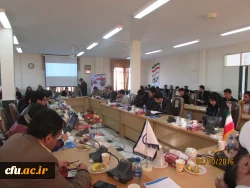 نشست هم اندیشی عقلانیت، مقدمه ای برای همدلی و همزبانی در استان مرکزی برگزار شد. 3