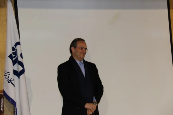 سرپرست دانشگاه فرهنگیان در مراسم اختتامیه همایش کشوری دبیران شورای صنفی-رفاهی دانشگاه فرهنگیان: شوراهای صنفی، پلی از دانشجویی به شهروندی 5