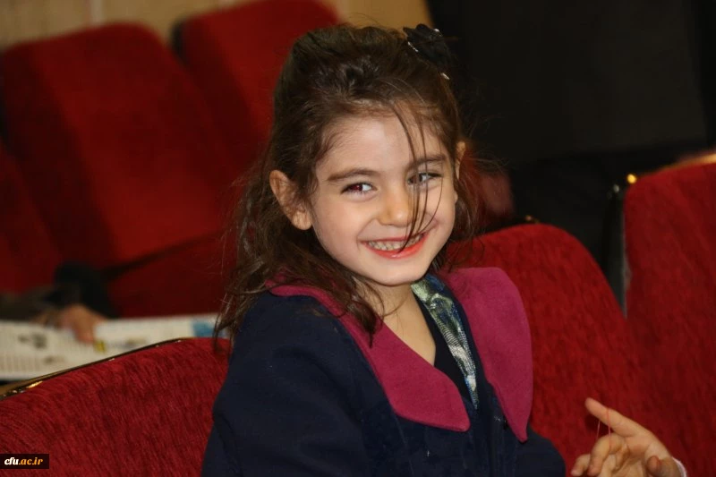 سرپرست دانشگاه فرهنگیان در مراسم اختتامیه همایش کشوری دبیران شورای صنفی-رفاهی دانشگاه فرهنگیان: شوراهای صنفی، پلی از دانشجویی به شهروندی 11