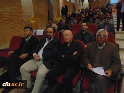 با همکاری دانشگاه فرهنگیان و خانه ریاضیات اصفهان برگزارشد؛

سمینار « آموزش ریاضی در عصر دیجیتال» با حضور پروفسور لوک تروش از دانشگاه لیون فرانسه 2