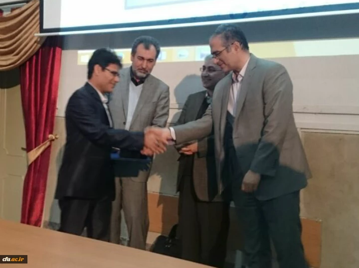 در همایش سراسری دو روزه مدیران و مسئولین مراکز مشاوره کشور:
فعالیت های حوزه مشاوره دانشگاه فرهنگیان تقدیر شد. 4