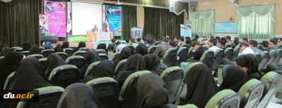 نشست تخصصی نقش هنر در جامعه در پردیس شهید باهنر استان مرکزی برگزار شد