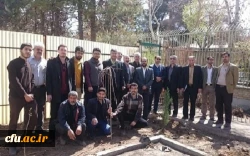 غرس نهال در پردیس شهید باهنر اصفهان
