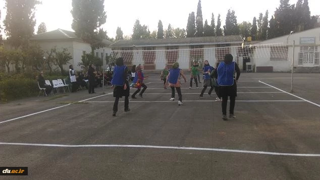 مسابقات ورزشی در پردیس امام خمینی(ره) استان گلستان برگزار شد. 3